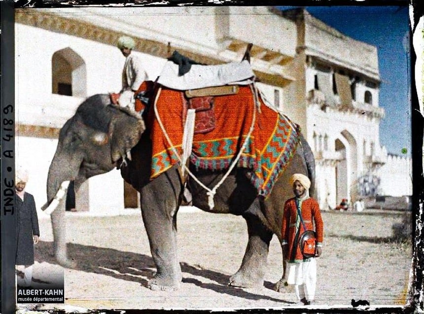 صورة التقطت في الهند من طرف (ستيفان باسيه) في ديسمبر 1913.